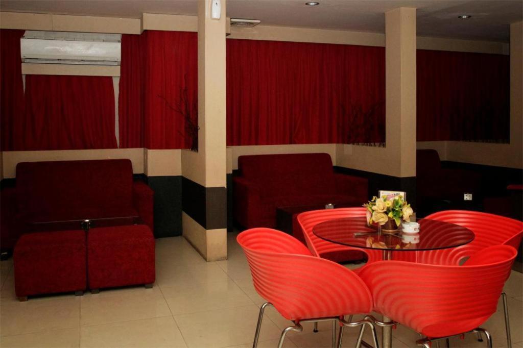 Grand Hotel Jambi Exterior foto